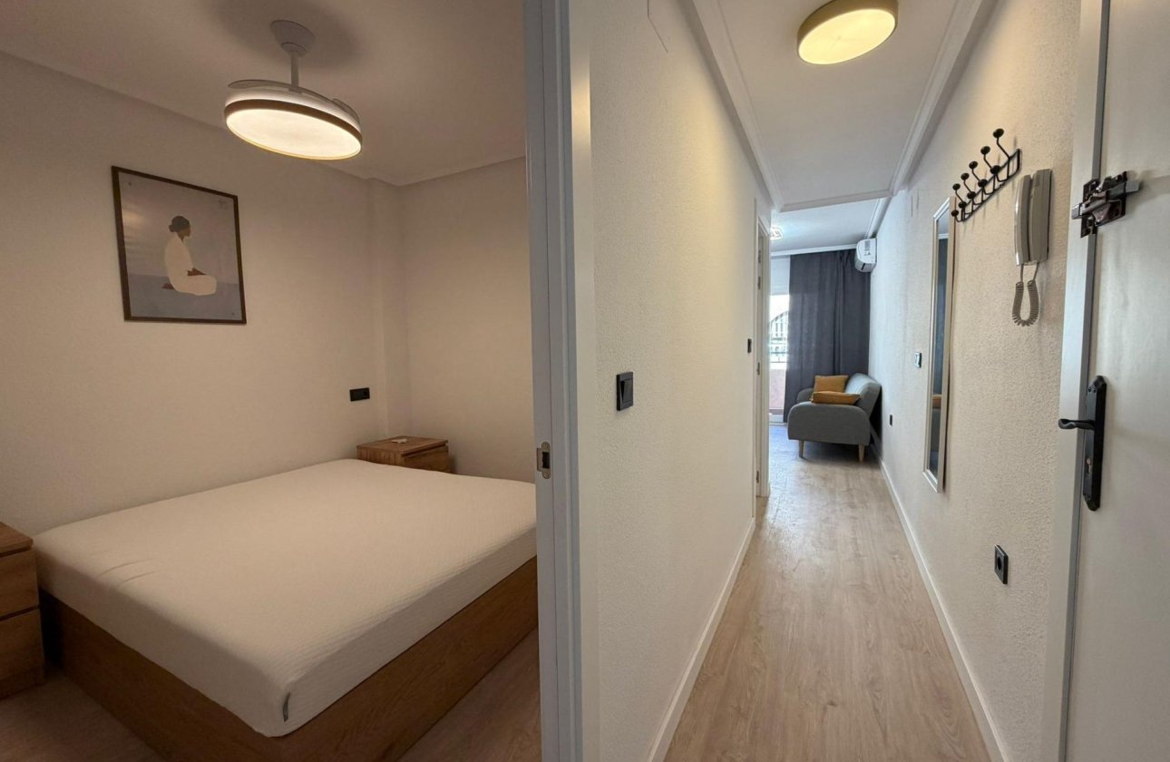 Resale - Apartment -
Torrevieja - Playa del Cura