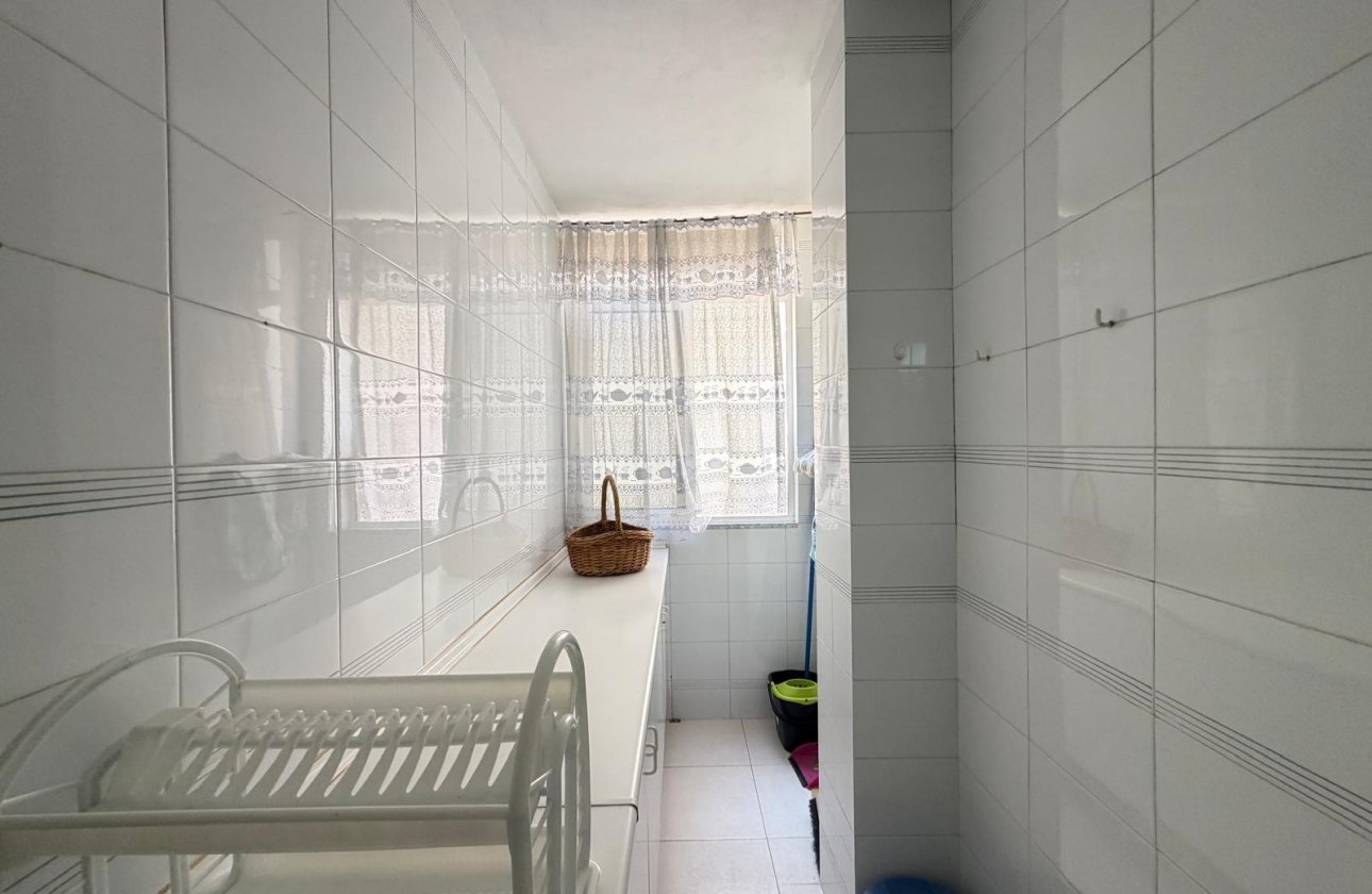 Resale - Apartment -
Torrevieja - Playa del Cura