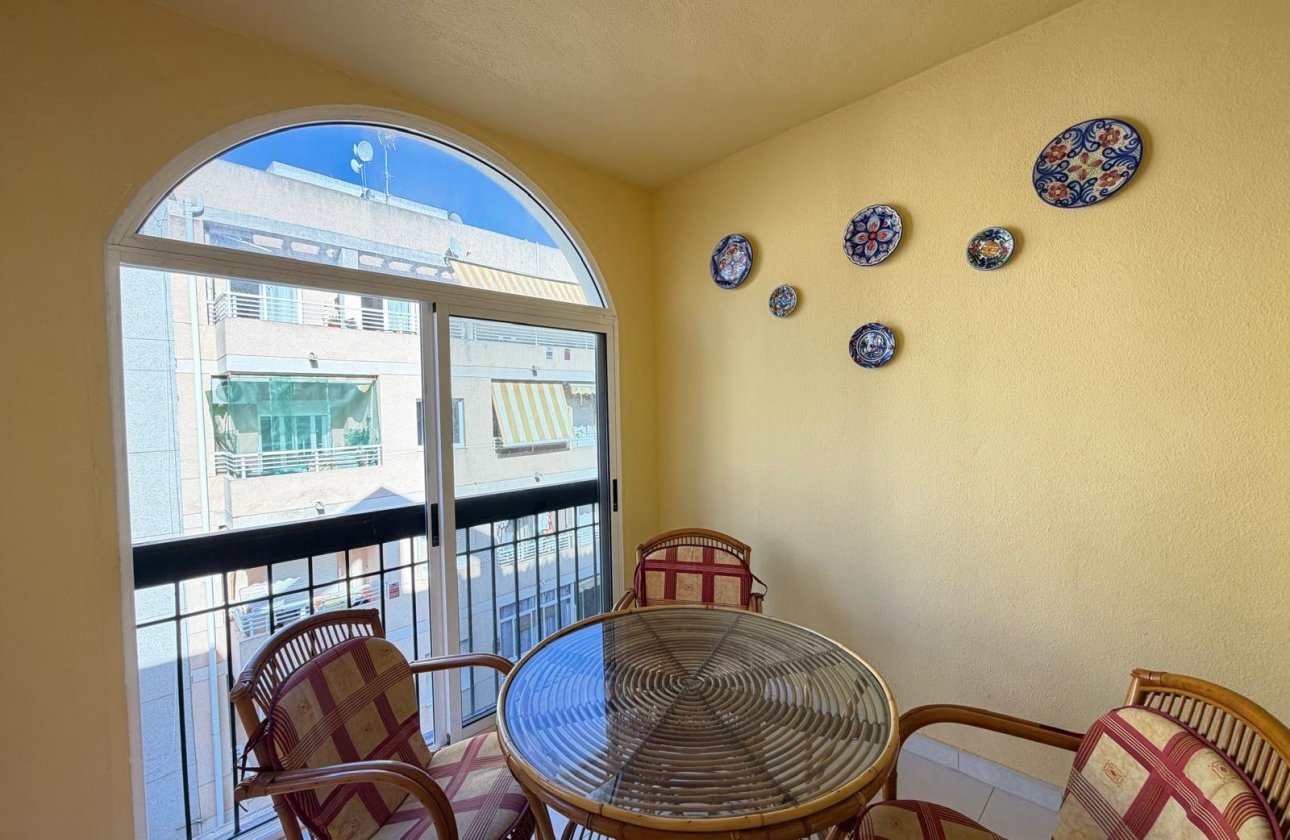Resale - Apartment -
Torrevieja - Playa del Cura