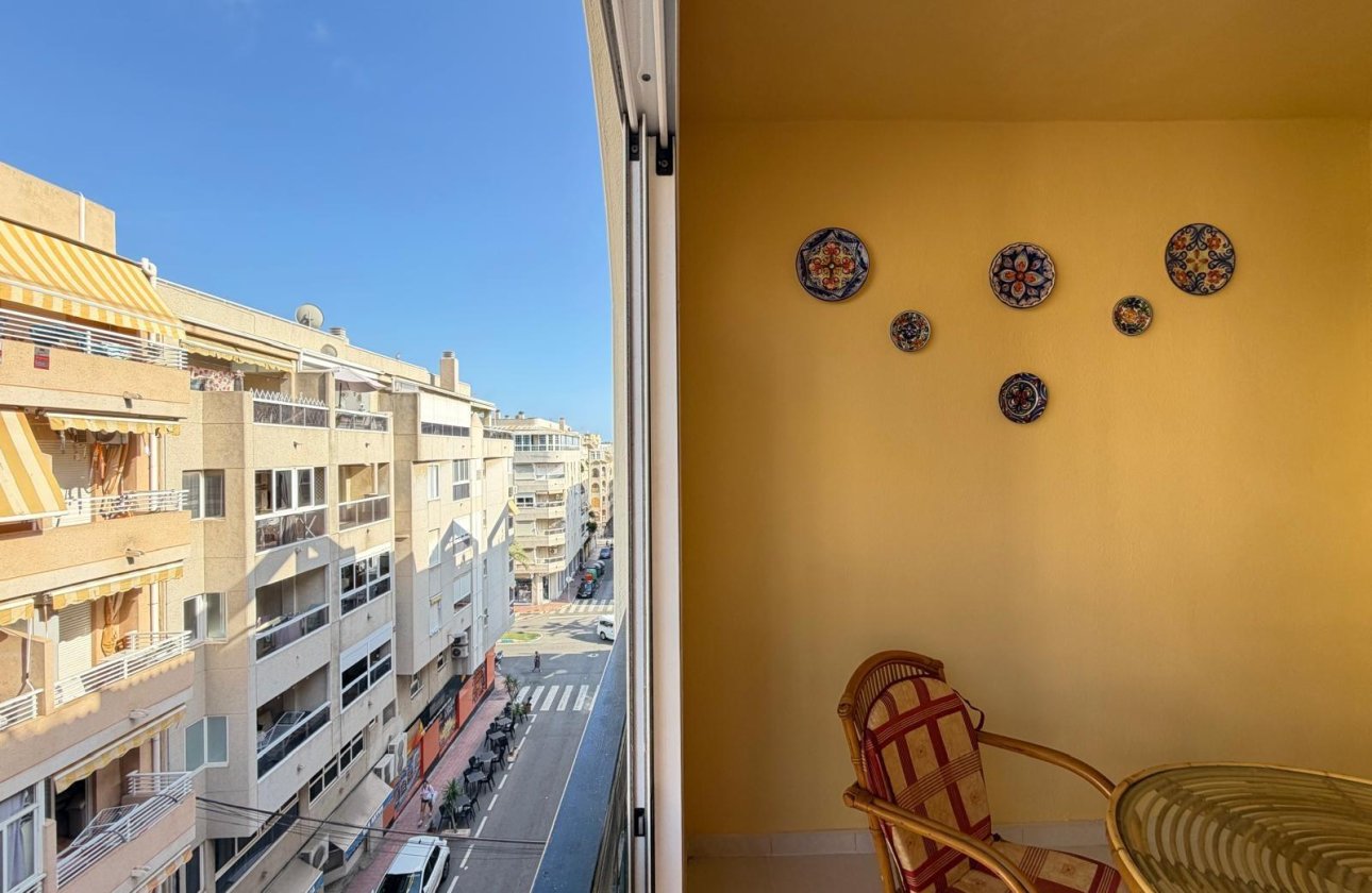 Resale - Apartment -
Torrevieja - Playa del Cura