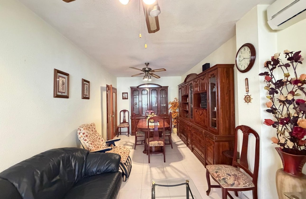 Resale - Apartment -
Torrevieja - Playa del Cura