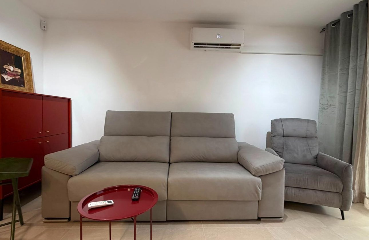 Resale - Apartment -
Torrevieja - Playa del Cura