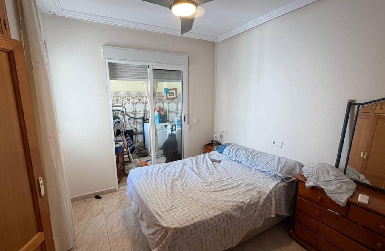 Resale - Apartment -
Torrevieja - Playa del Cura