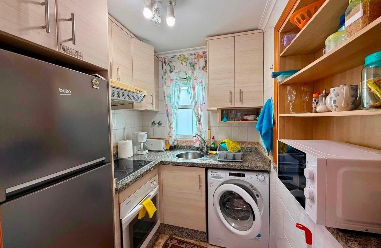Resale - Apartment -
Torrevieja - Playa del Cura