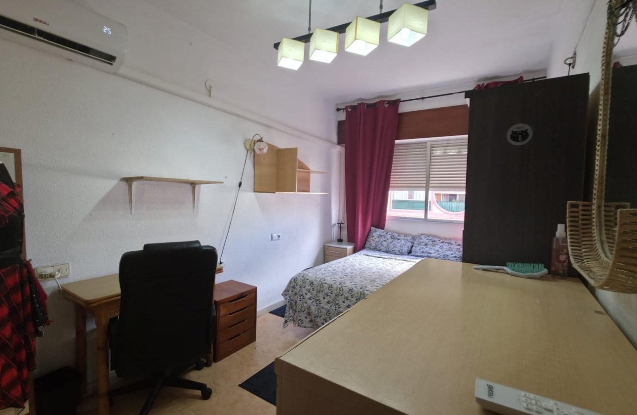 Resale - Apartment -
Torrevieja - Playa del Cura