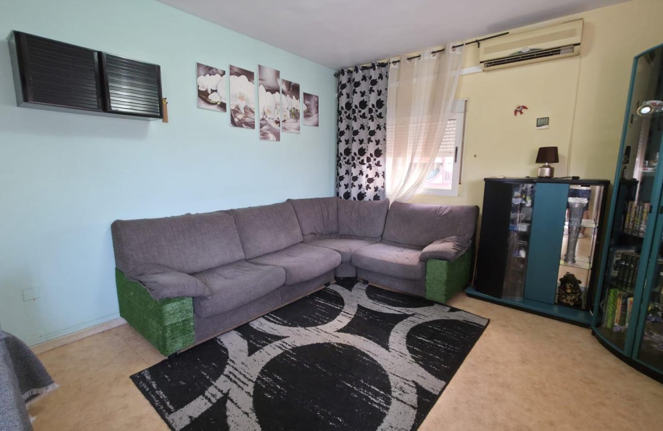 Resale - Apartment -
Torrevieja - Playa del Cura