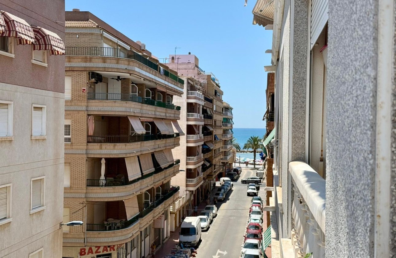 Resale - Apartment -
Torrevieja - Playa del Cura