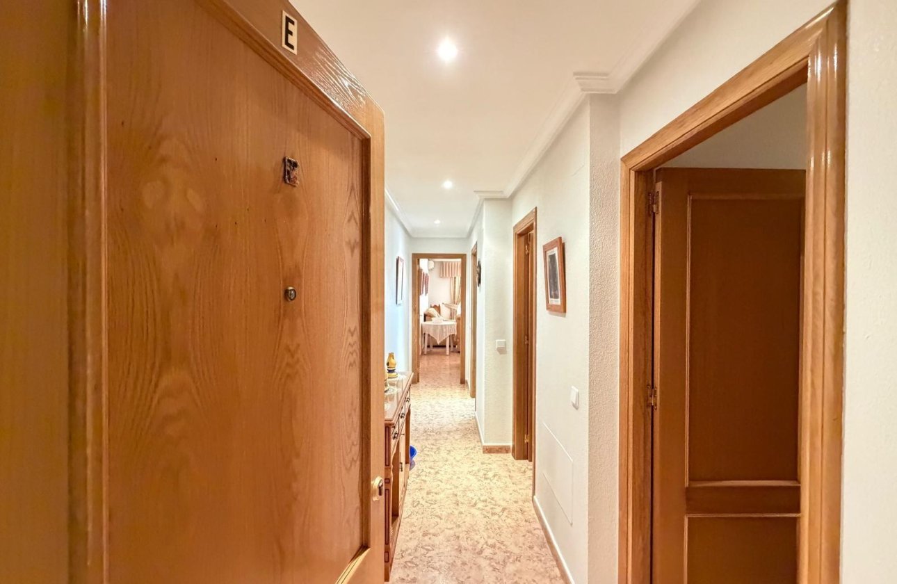 Resale - Apartment -
Torrevieja - Playa del Cura