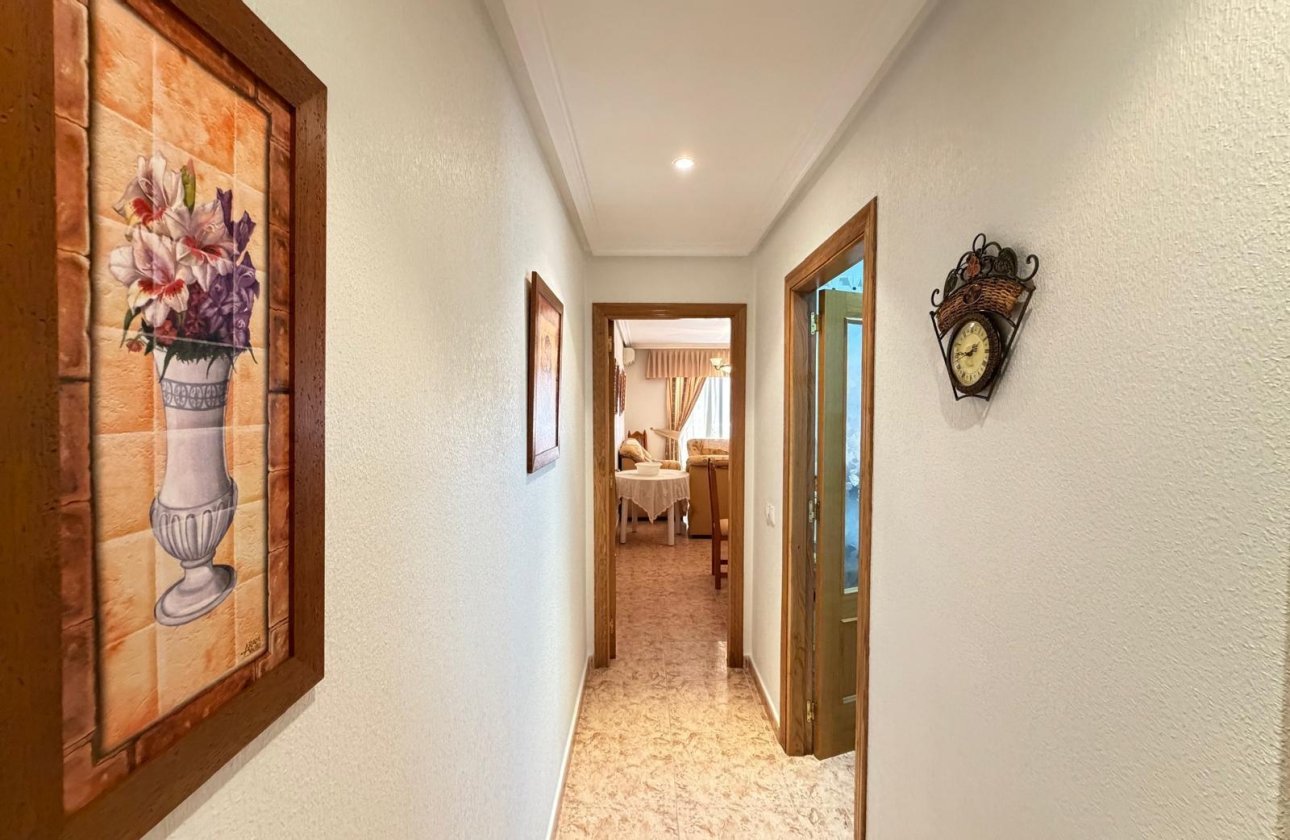 Resale - Apartment -
Torrevieja - Playa del Cura