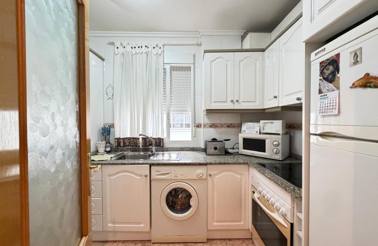 Resale - Apartment -
Torrevieja - Playa del Cura