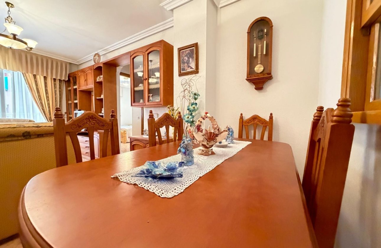 Resale - Apartment -
Torrevieja - Playa del Cura