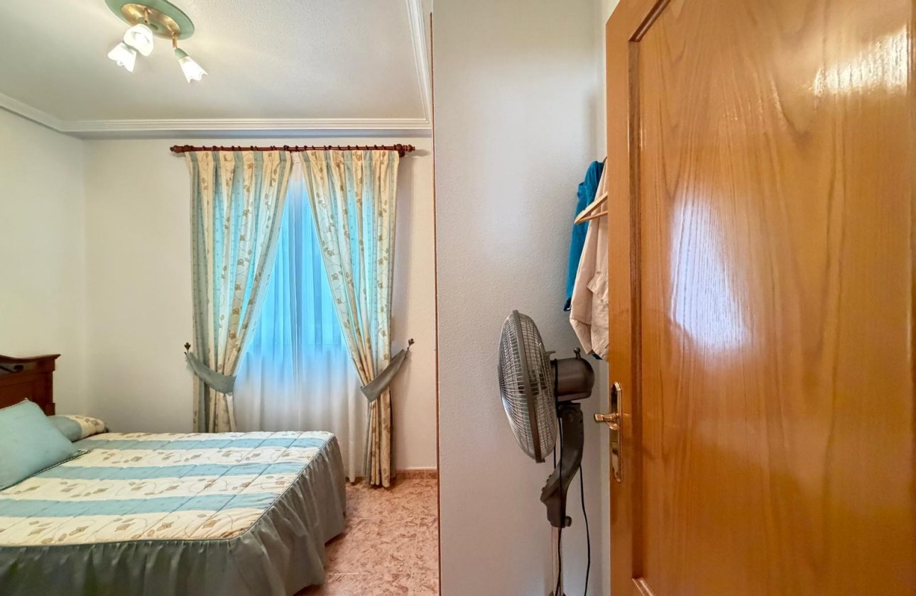 Resale - Apartment -
Torrevieja - Playa del Cura