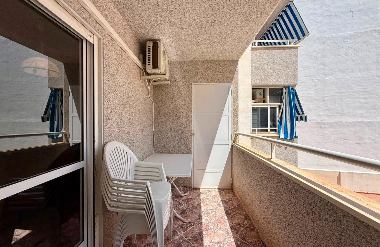 Resale - Apartment -
Torrevieja - Playa del Cura