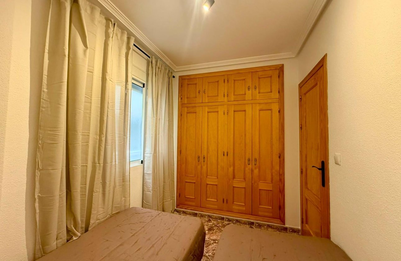 Resale - Apartment -
Torrevieja - Playa del Cura