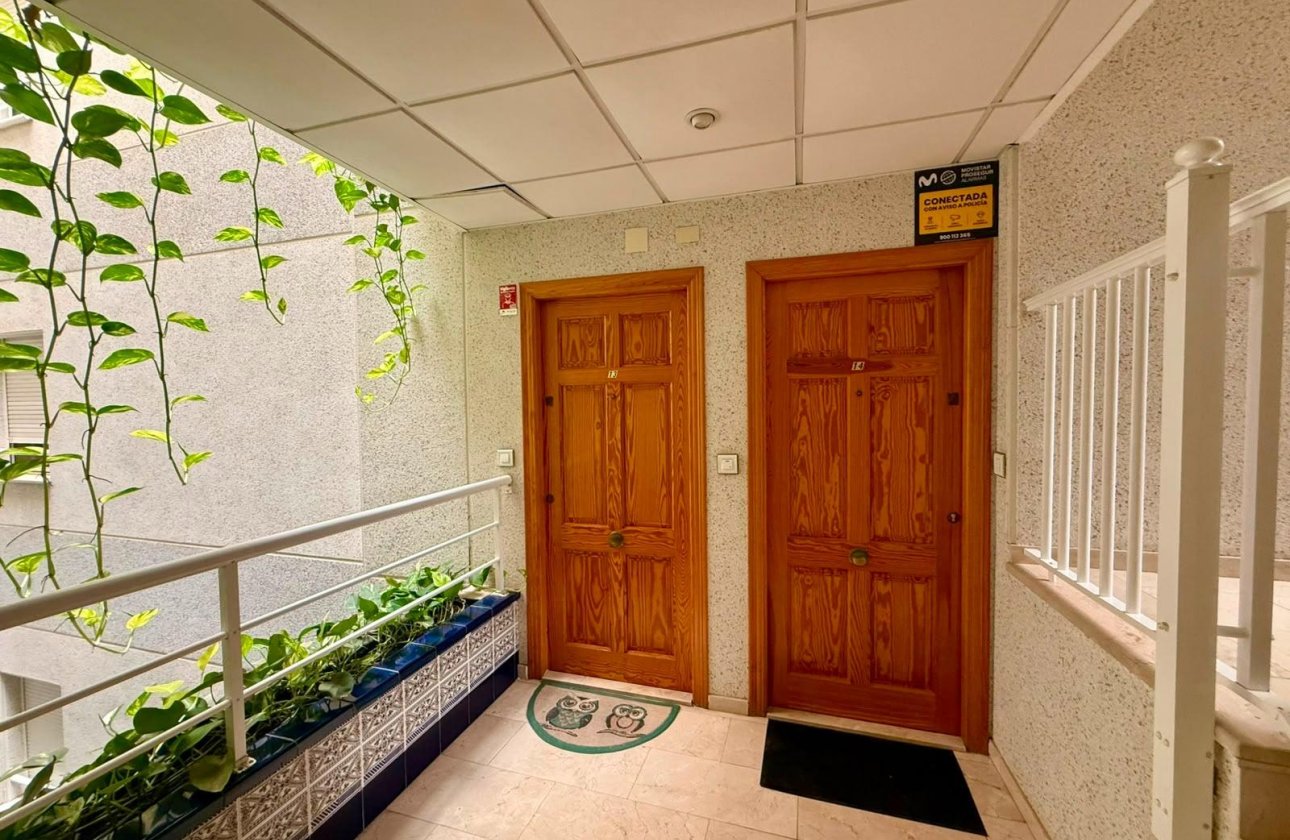 Resale - Apartment -
Torrevieja - Playa del Cura