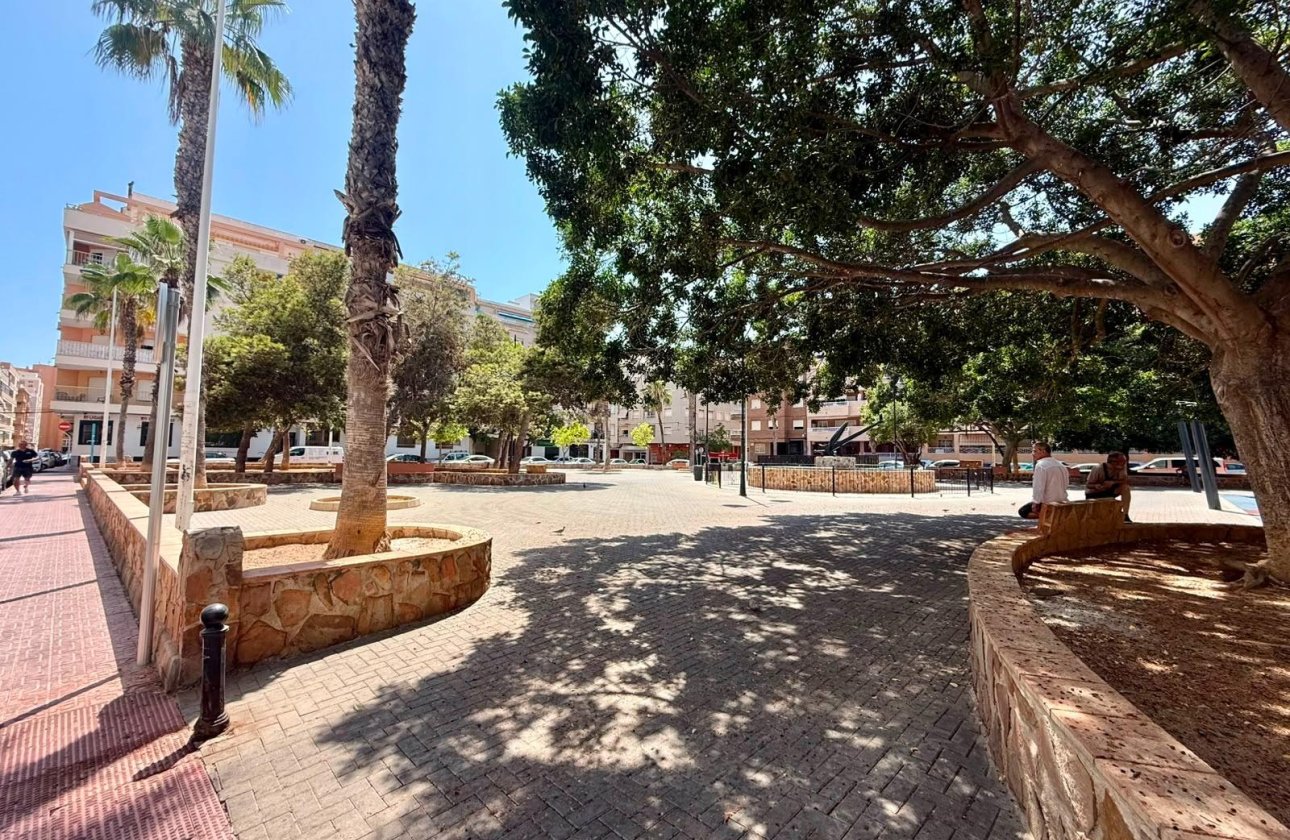 Resale - Apartment -
Torrevieja - Playa del Cura