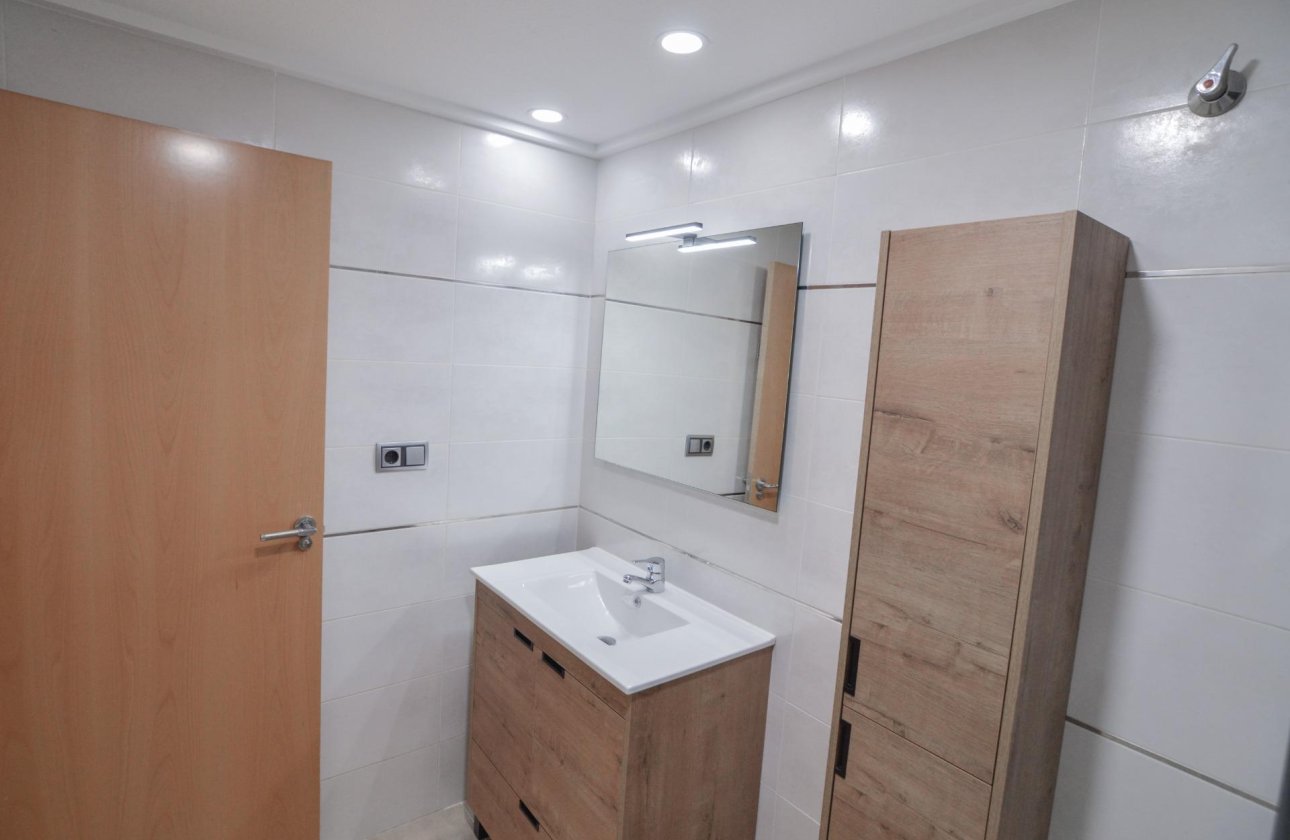 Resale - Apartment -
Torrevieja - Playa del Cura