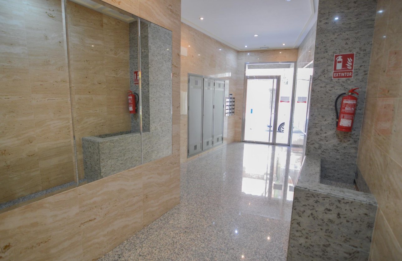 Resale - Apartment -
Torrevieja - Playa del Cura