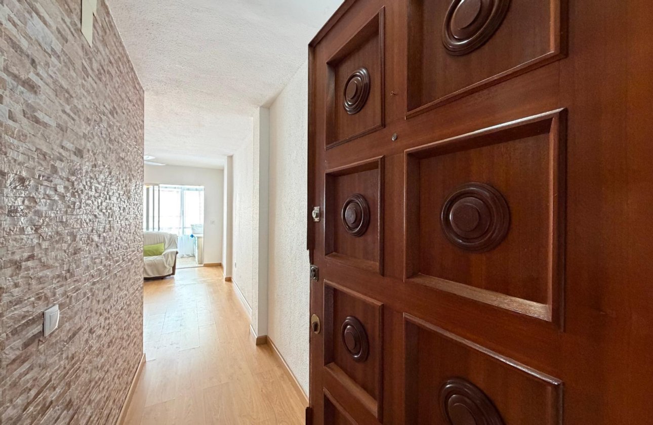 Resale - Apartment -
Torrevieja - Playa del Cura