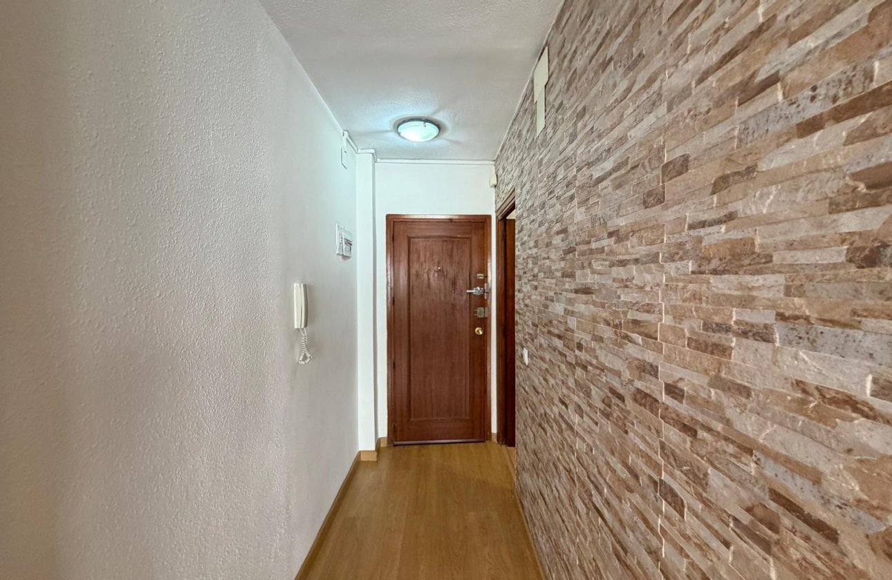 Resale - Apartment -
Torrevieja - Playa del Cura