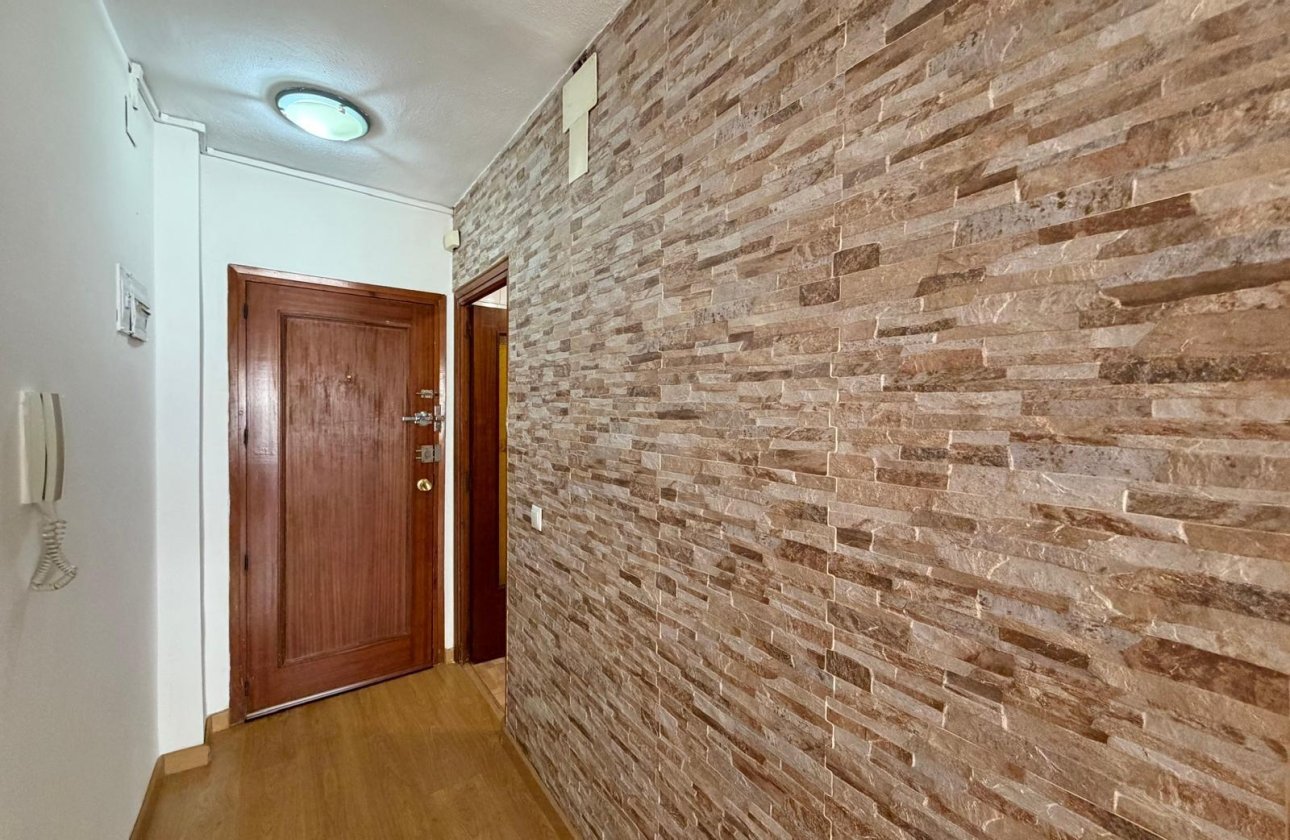 Resale - Apartment -
Torrevieja - Playa del Cura