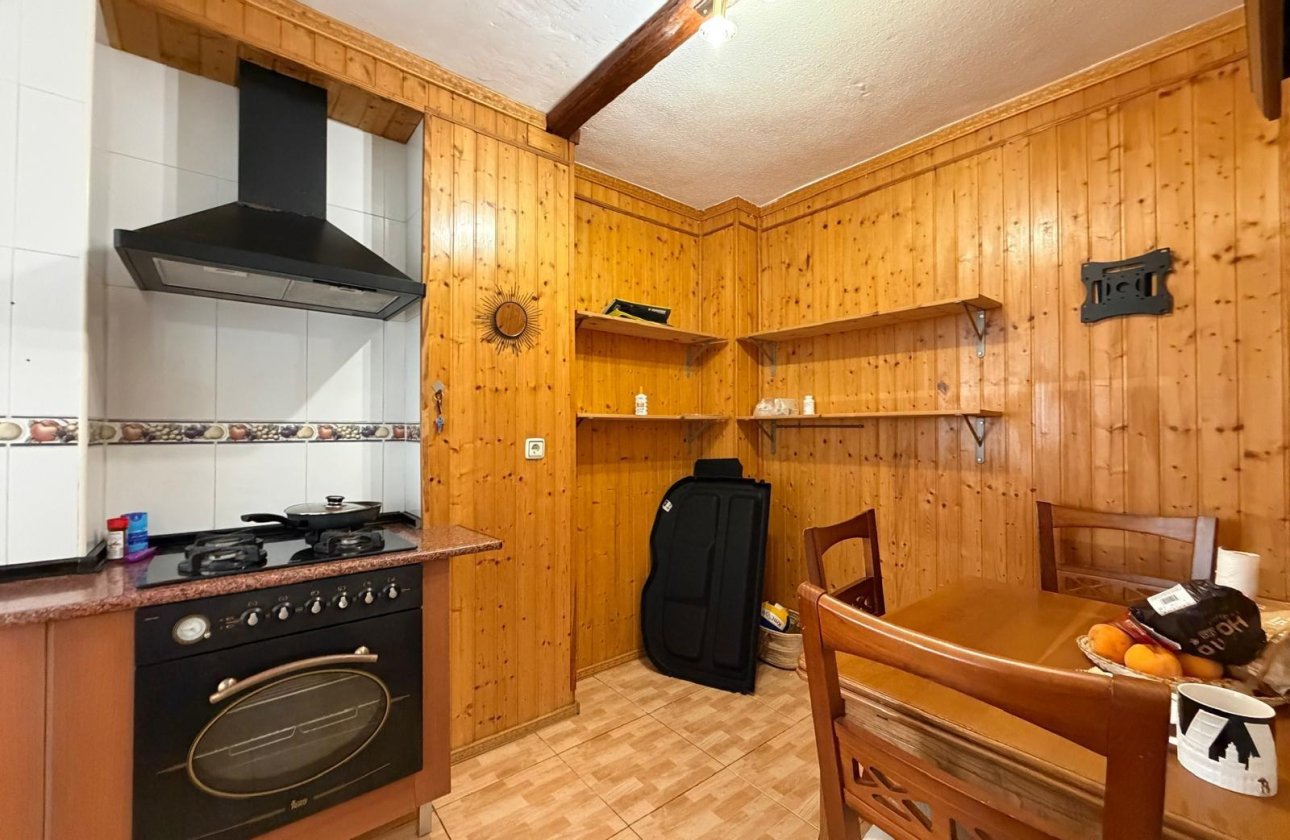 Resale - Apartment -
Torrevieja - Playa del Cura