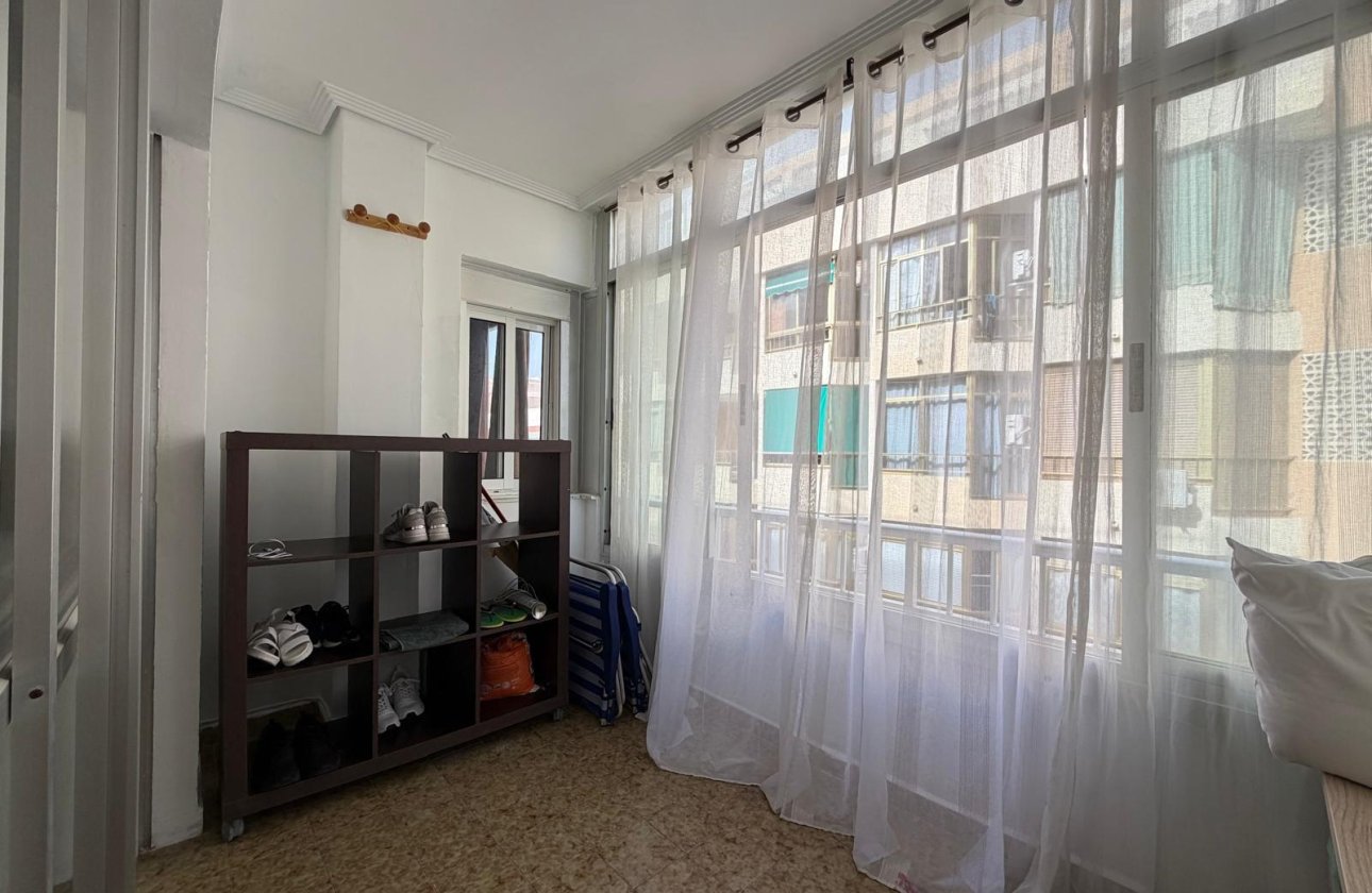 Resale - Apartment -
Torrevieja - Playa del Cura