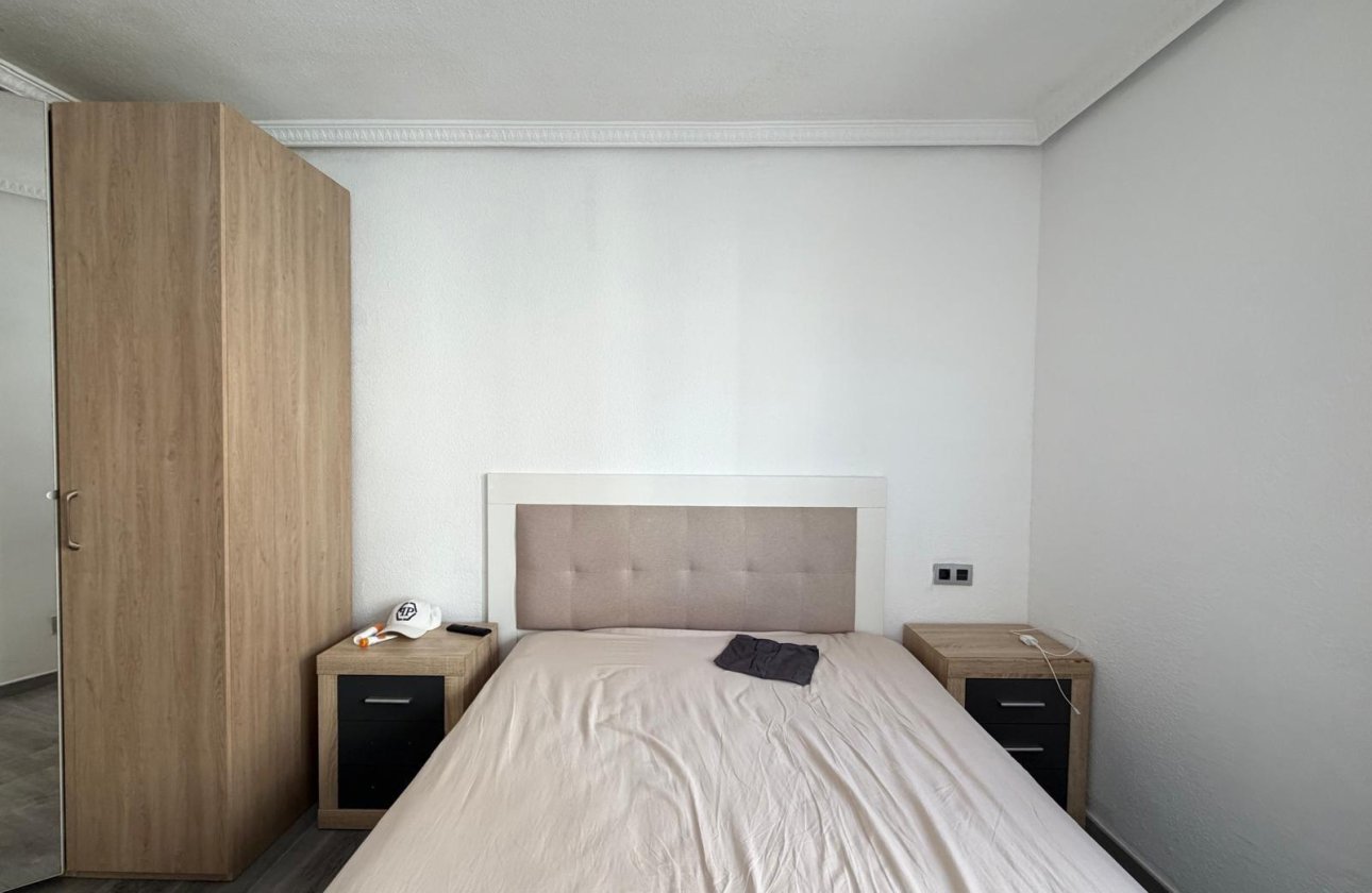 Resale - Apartment -
Torrevieja - Playa del Cura