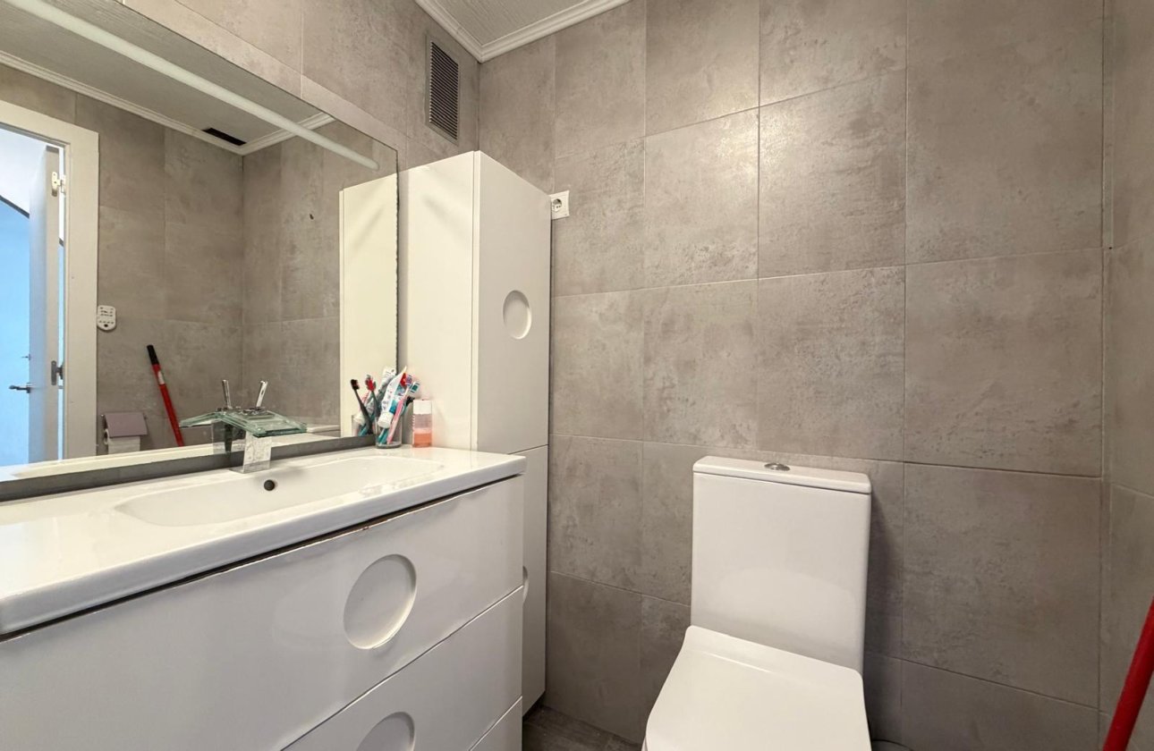 Resale - Apartment -
Torrevieja - Playa del Cura