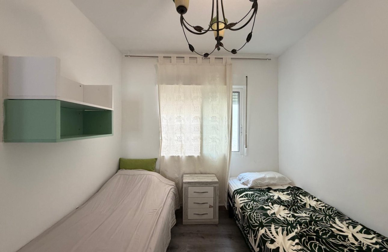 Resale - Apartment -
Torrevieja - Playa del Cura