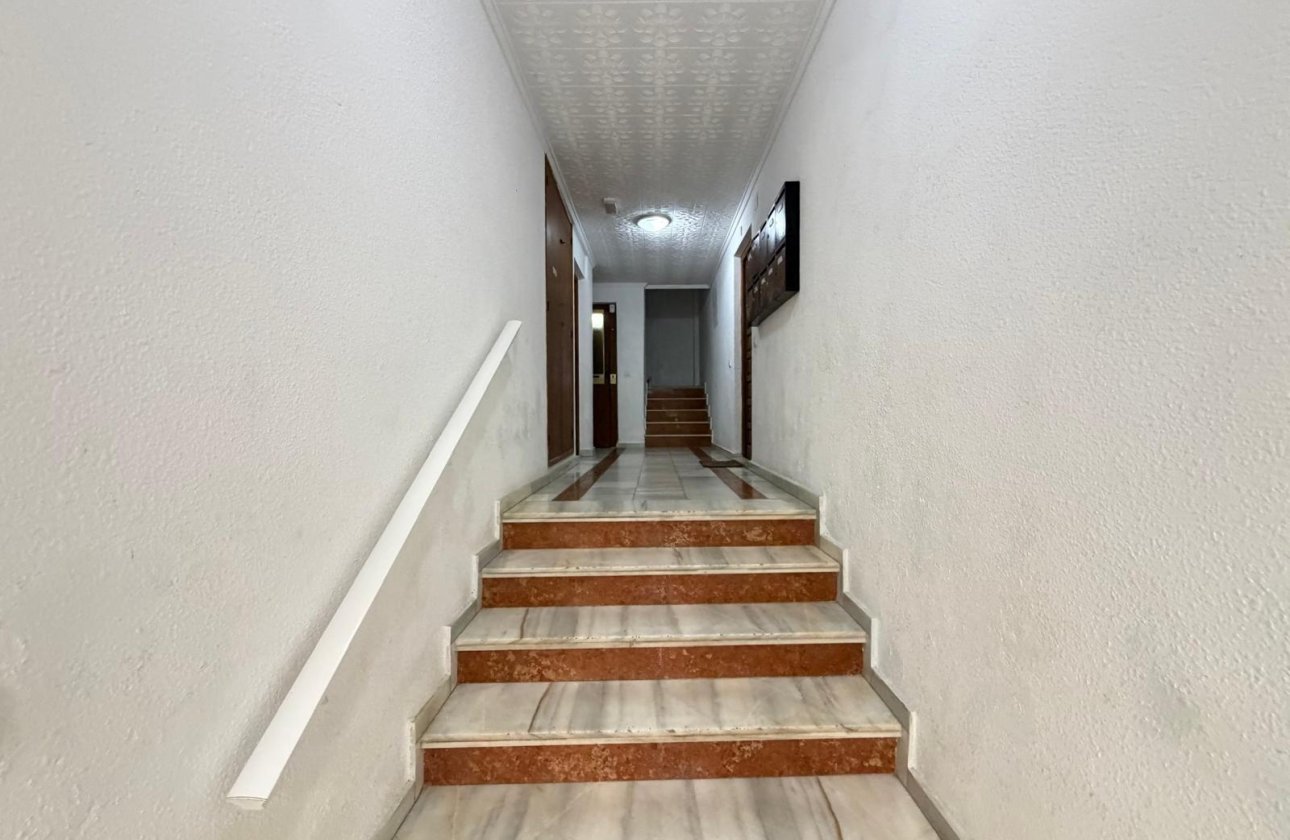 Resale - Apartment -
Torrevieja - Playa del Cura