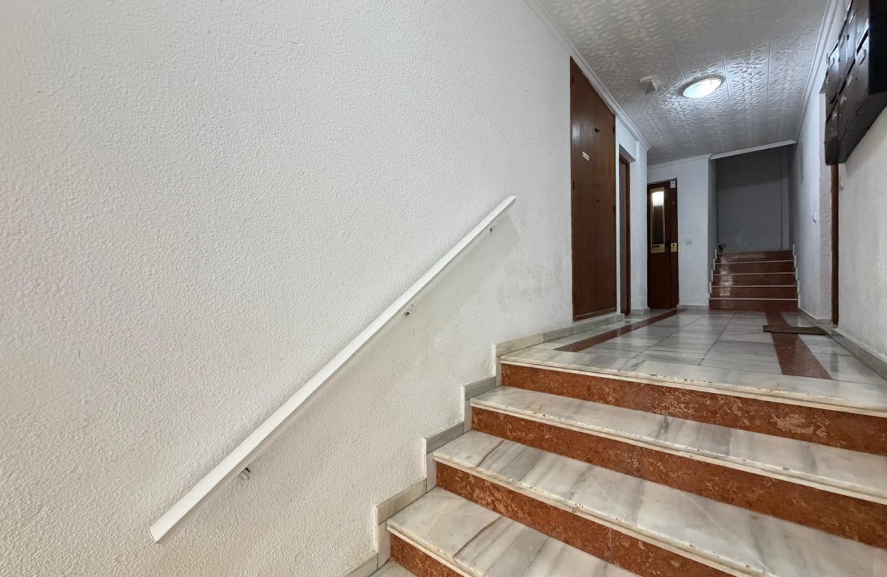 Resale - Apartment -
Torrevieja - Playa del Cura