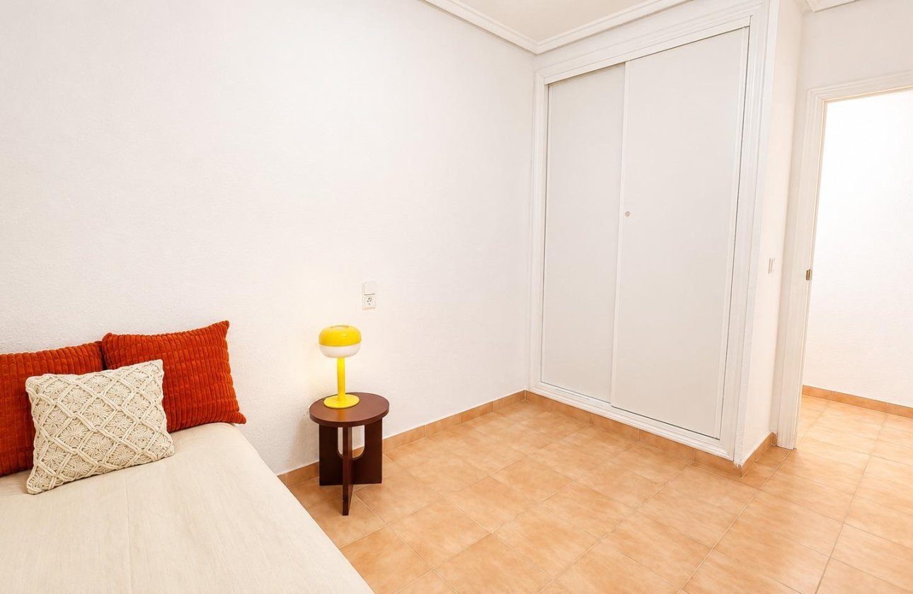 Resale - Apartment -
Torrevieja - Playa del Cura