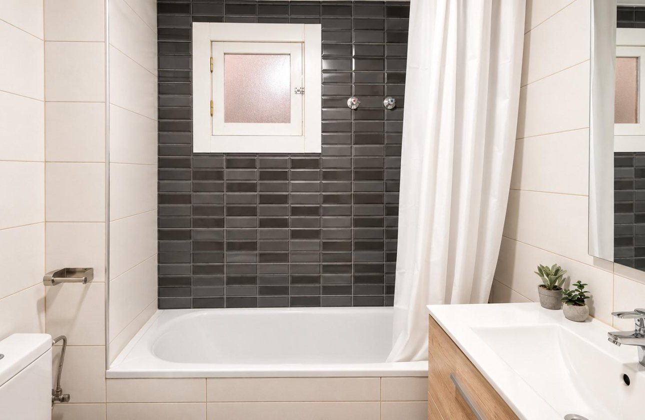 Resale - Apartment -
Torrevieja - Playa del Cura