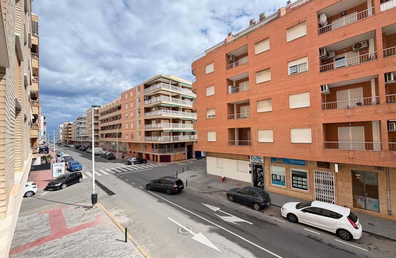 Resale - Apartment -
Torrevieja - Playa del Cura
