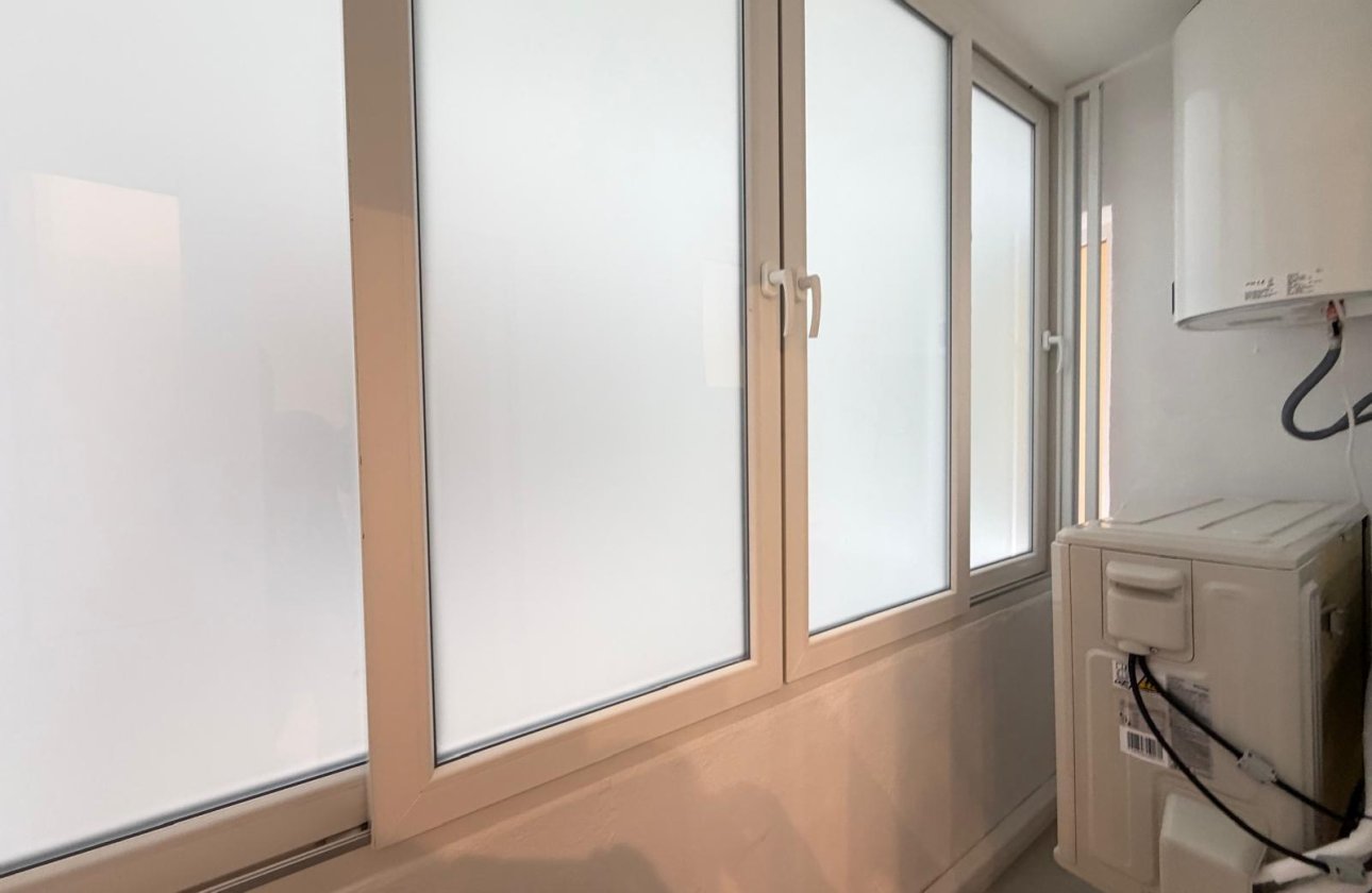 Resale - Apartment -
Torrevieja - Playa del Cura