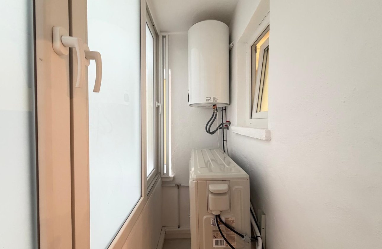 Resale - Apartment -
Torrevieja - Playa del Cura