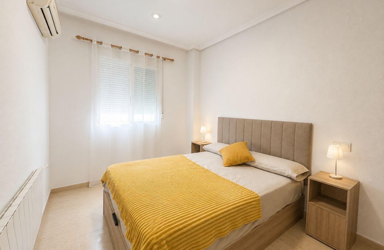 Resale - Apartment -
Torrevieja - Playa del Cura