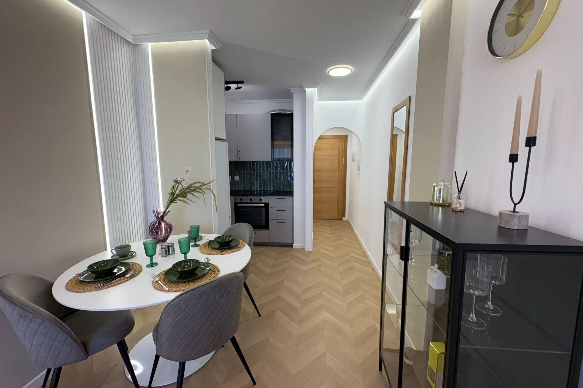 Resale - Apartment -
Torrevieja - Playa del Cura