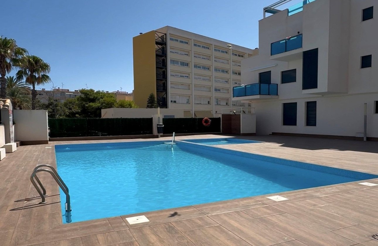 Resale - Apartment -
Torrevieja - Playa del Cura