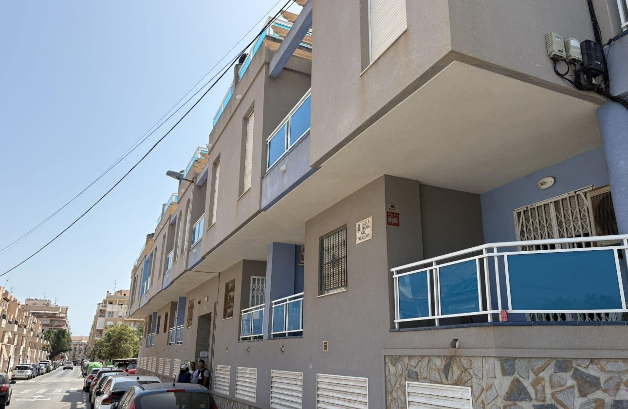 Resale - Apartment -
Torrevieja - Playa del Cura