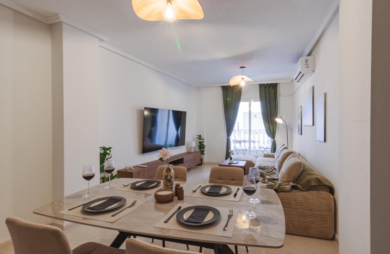 Resale - Apartment -
Torrevieja - Playa del Cura