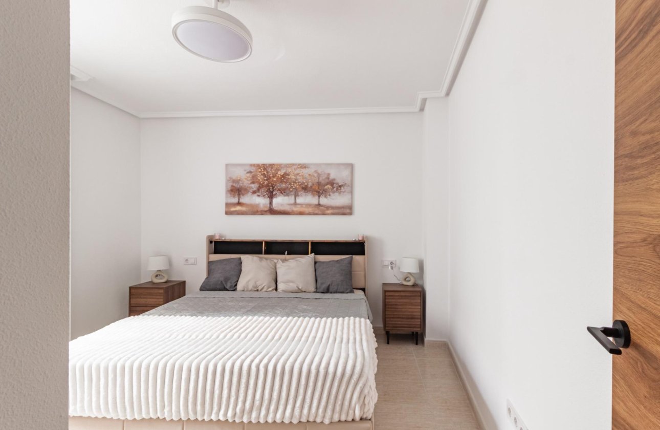 Resale - Apartment -
Torrevieja - Playa del Cura