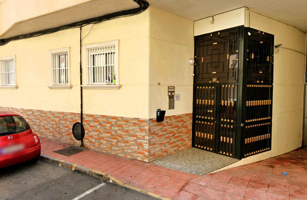 Resale - Apartment -
Torrevieja - Playa del Cura