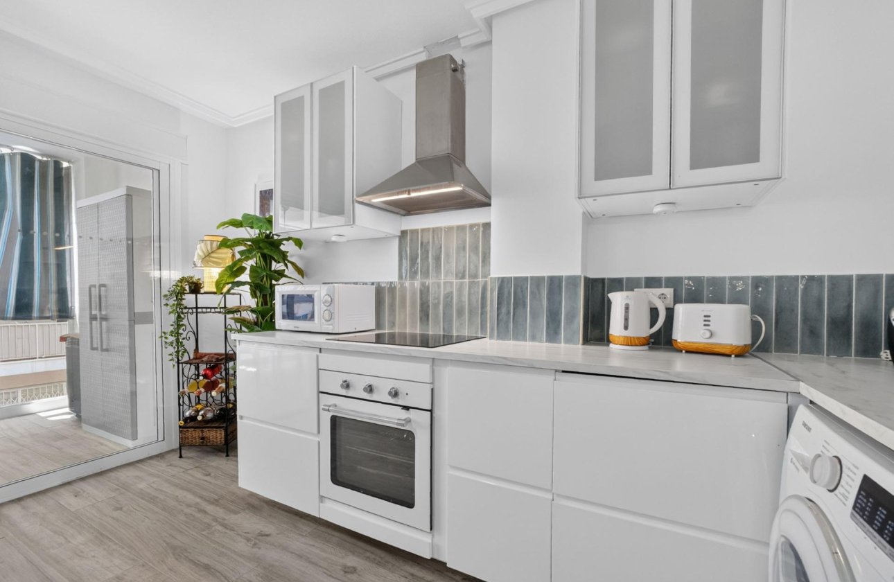 Resale - Apartment -
Torrevieja - Playa del Cura