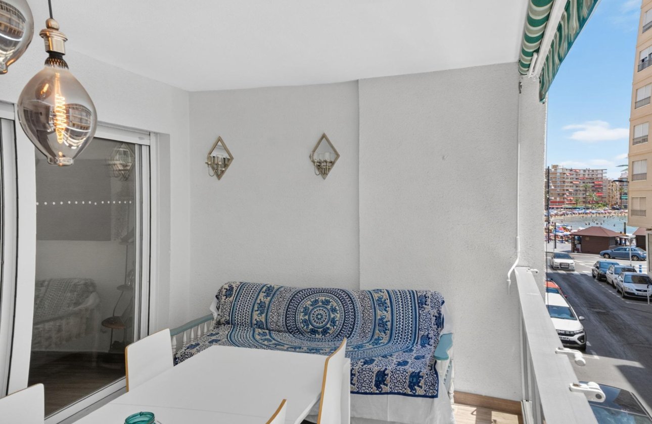 Resale - Apartment -
Torrevieja - Playa del Cura