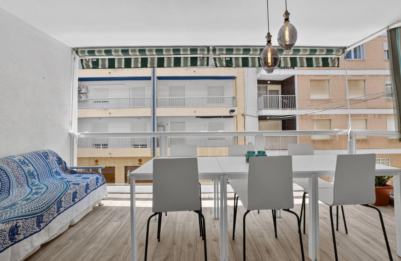 Resale - Apartment -
Torrevieja - Playa del Cura