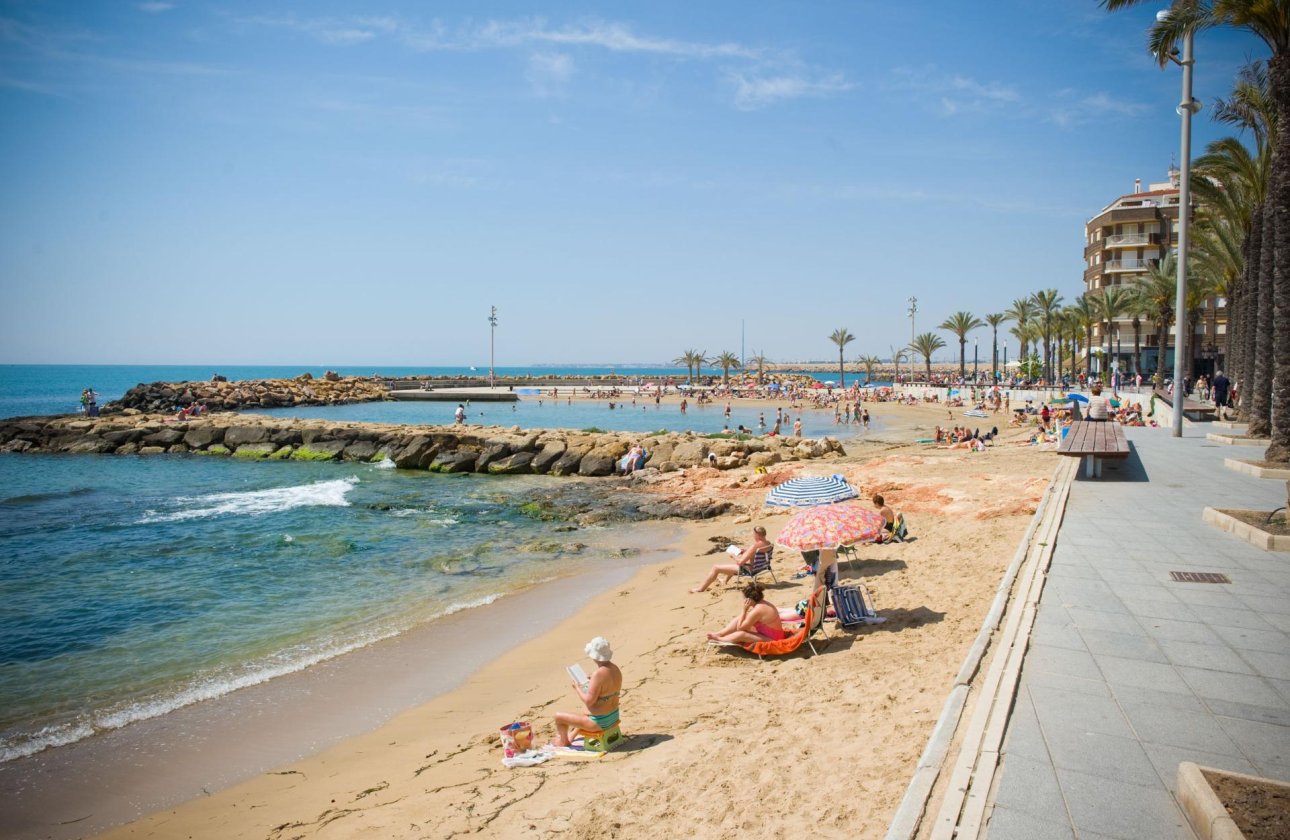 Resale - Apartment -
Torrevieja - Playa del Cura