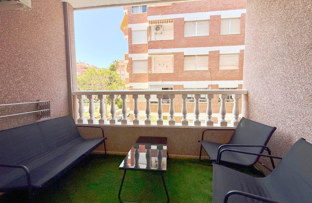 Resale - Apartment -
Torrevieja - Playa del Cura