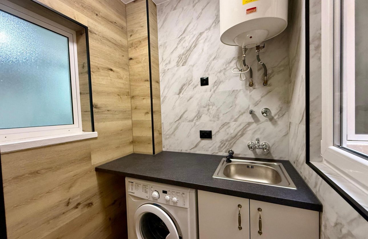 Resale - Apartment -
Torrevieja - Playa del Cura
